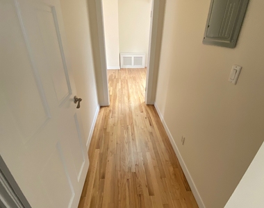 55 West 55th Street - Photo Thumbnail 3