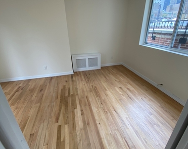 55 West 55th Street - Photo Thumbnail 10