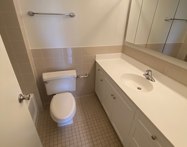 West 87th Street - Photo Thumbnail 15