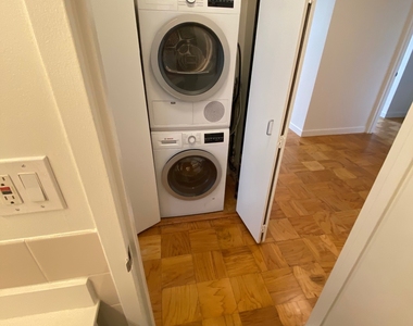West 87th Street - Photo Thumbnail 12
