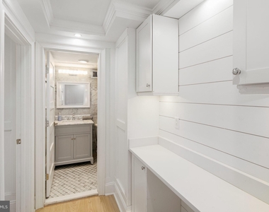 224 W Rittenhouse Square - Photo Thumbnail 5