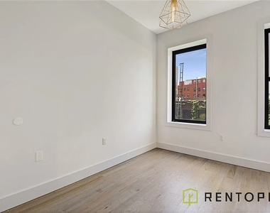 144 North 11th Street - Photo Thumbnail 4