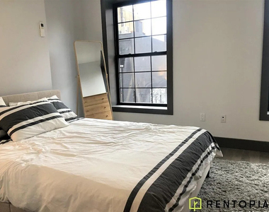 144 North 11th Street - Photo Thumbnail 2