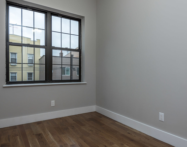 107 Skillman Avenue #3R - Photo Thumbnail 8