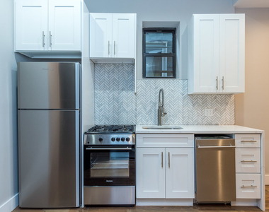 107 Skillman Avenue #3R - Photo Thumbnail 1