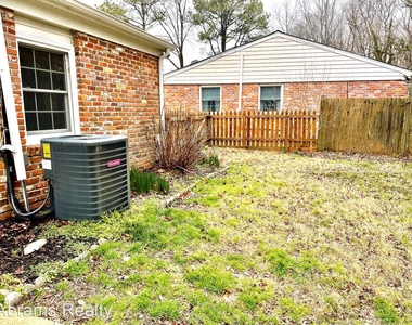 812 Duke Of Suffolk Drive - Photo Thumbnail 14