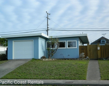 3241 Glen Street - Photo Thumbnail 0