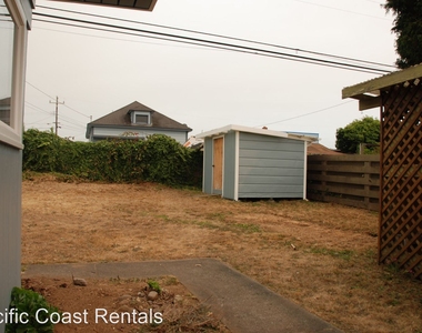 3241 Glen Street - Photo Thumbnail 39