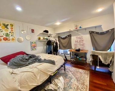 757 Hart Street - Photo Thumbnail 3