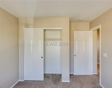 1817 Barrel Oak Avenue - Photo Thumbnail 16