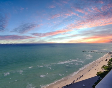 17201 Collins Ave - Photo Thumbnail 32