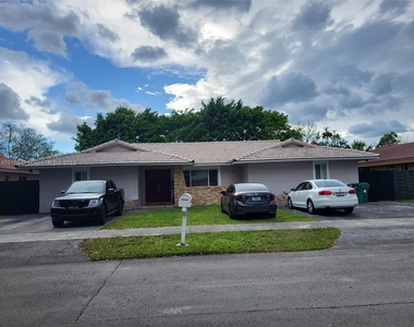 2150 Sw 104th Pl - Photo Thumbnail 0