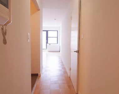 169 East 91st Street - Photo Thumbnail 2