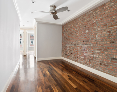 120 Mulberry Street - Photo Thumbnail 8