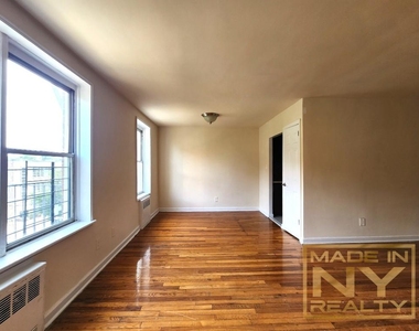 139-55 35th Ave - Photo Thumbnail 4