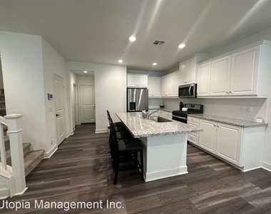 3590 E Delight Paseo Unit #179 - Photo Thumbnail 4