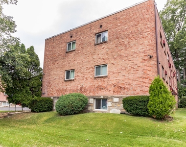 9400-9414 Roosevelt Blvd. - Photo Thumbnail 18
