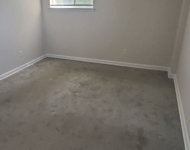 9400-9414 Roosevelt Blvd. - Photo Thumbnail 1