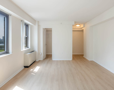 1 Emerson Place Suite 8n - Photo Thumbnail 39