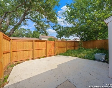 9140 Timber Path - Photo Thumbnail 27