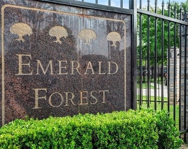 350 Emerald Forest Boulevard - Photo Thumbnail 20