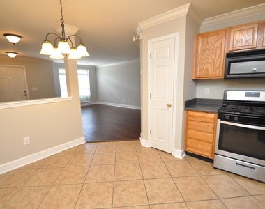 8600 Neuse Landing Lane - Photo Thumbnail 9