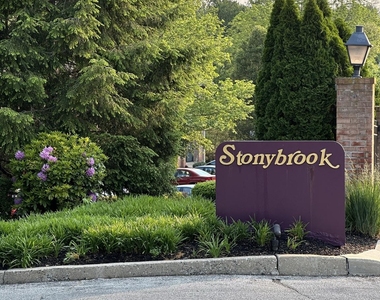 412 Stonybrook Drive - Photo Thumbnail 1
