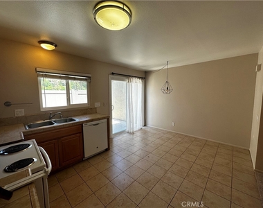 5825 E Creekside Avenue - Photo Thumbnail 4