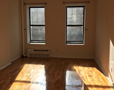 4th Street and 2nd Avenue  - Photo Thumbnail 3