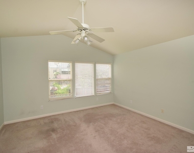 4728 Cedarhill Lane - Photo Thumbnail 19