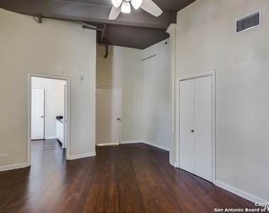 245 Losoya St - Photo Thumbnail 21