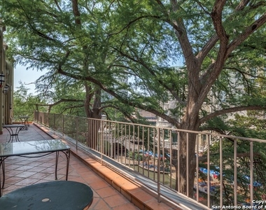 245 Losoya St - Photo Thumbnail 34