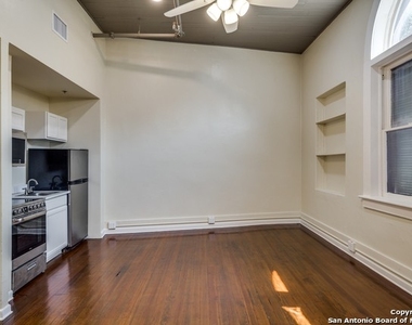245 Losoya St - Photo Thumbnail 28