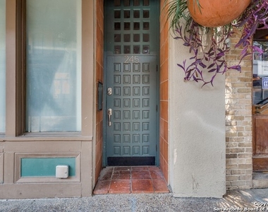 245 Losoya St - Photo Thumbnail 1