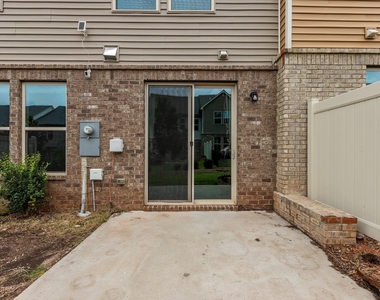 814 Rymark Court - Photo Thumbnail 34