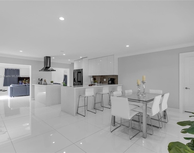 10310 Sw 43rd St - Photo Thumbnail 9