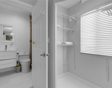 10310 Sw 43rd St - Photo Thumbnail 16