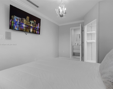 10310 Sw 43rd St - Photo Thumbnail 15