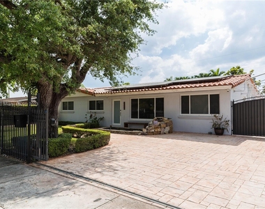 10310 Sw 43rd St - Photo Thumbnail 24