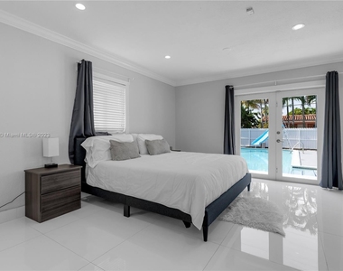 10310 Sw 43rd St - Photo Thumbnail 13