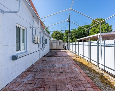 10310 Sw 43rd St - Photo Thumbnail 5