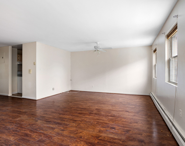 1484 St Marks Avenue - Photo Thumbnail 3