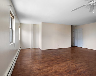 1484 St Marks Avenue - Photo Thumbnail 2