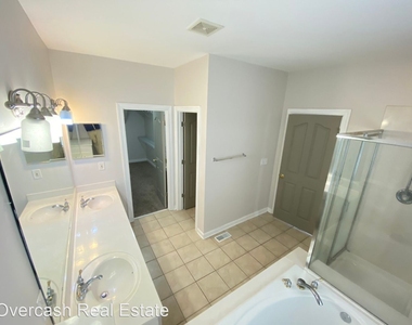 11127 Fountaingrove Dr - Photo Thumbnail 21