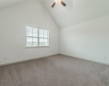 5821 Boulder Way - Photo Thumbnail 21