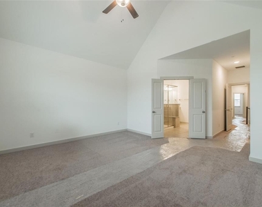 5821 Boulder Way - Photo Thumbnail 22