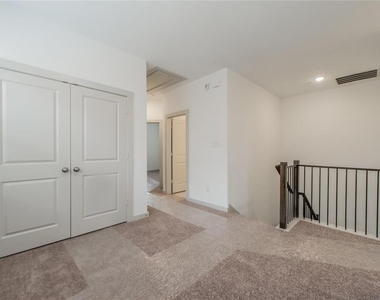 5821 Boulder Way - Photo Thumbnail 19