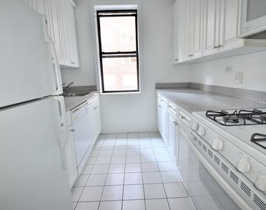 305 west 45th - Photo Thumbnail 2