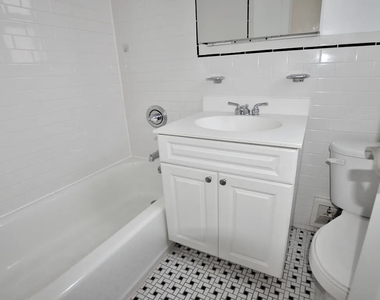 305 west 45th - Photo Thumbnail 3