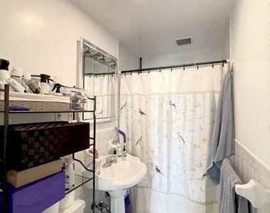 322 West 101st Street - Photo Thumbnail 7